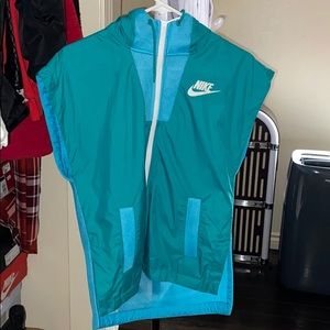 WATER RESISTANT NIKE VEST